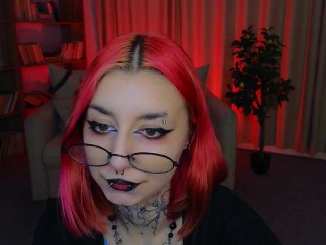 MistressMarcelline live cam on BongaCams