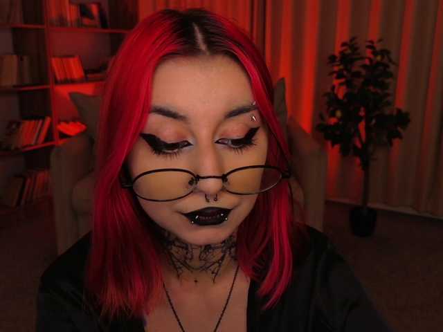 MistressMarcelline live cam on BongaCams