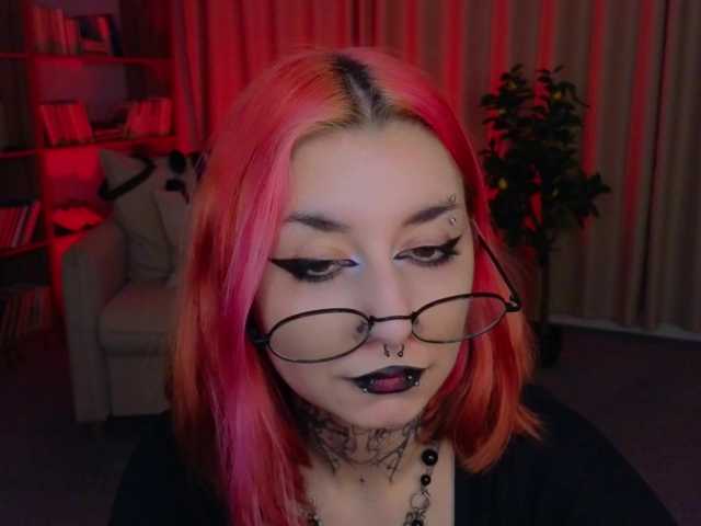 MistressMarcelline live cam on BongaCams