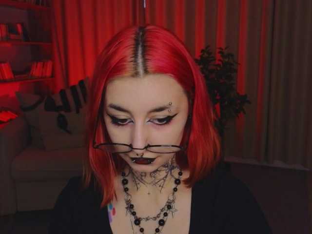 MistressMarcelline live cam on BongaCams