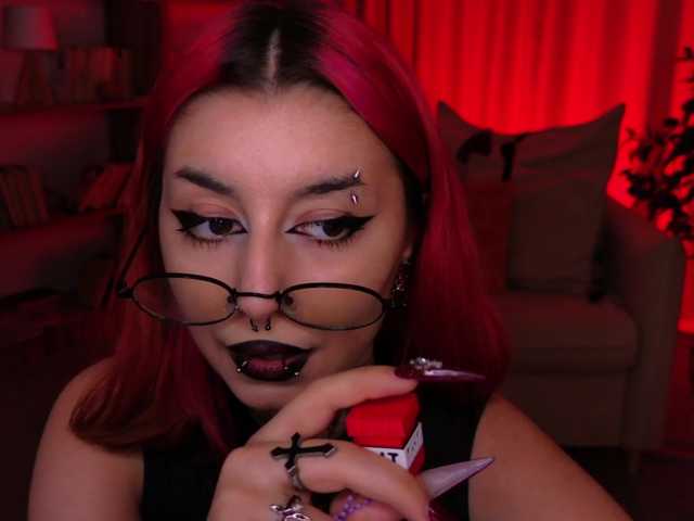 MistressMarcelline live cam on BongaCams
