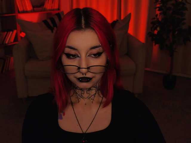 MistressMarcelline live cam on BongaCams
