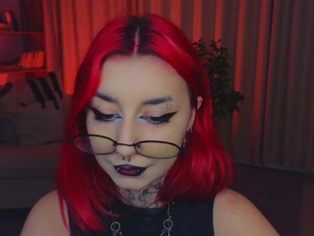 MistressMarcelline live cam on BongaCams