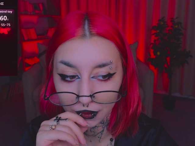 MistressMarcelline live cam on BongaCams