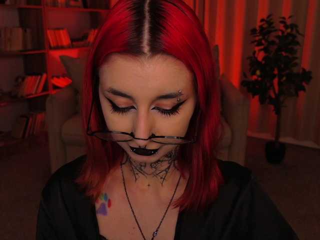 MistressMarcelline live cam on BongaCams