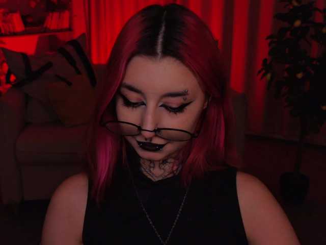 MistressMarcelline live cam on BongaCams
