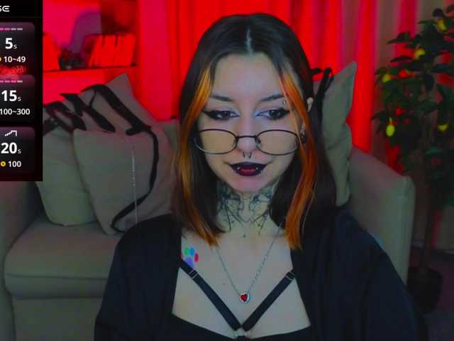 MistressMarcelline's BongaCams show and profile