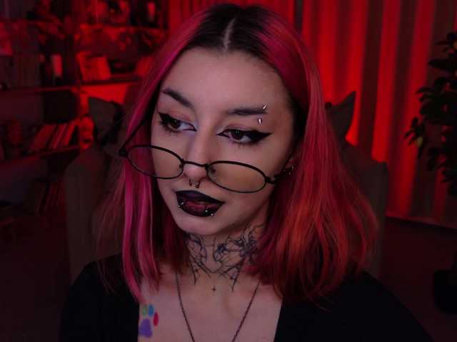 MistressMarcelline live cam on BongaCams