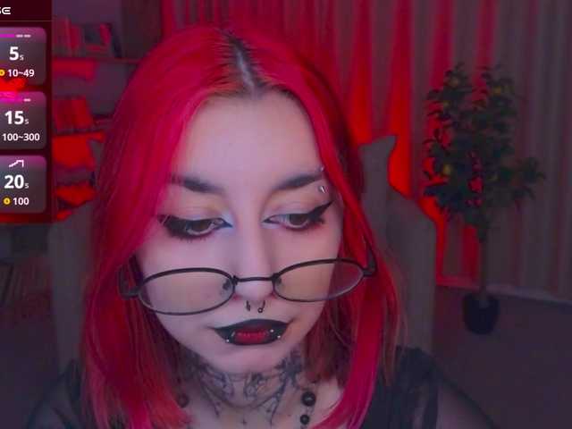 MistressMarcelline live cam on BongaCams
