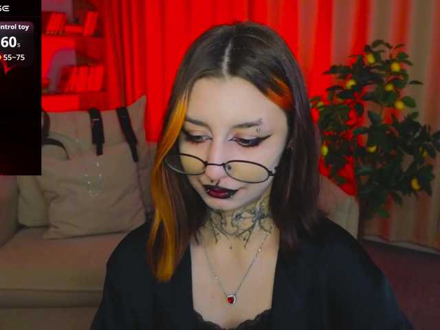 MistressMarcelline's BongaCams show and profile