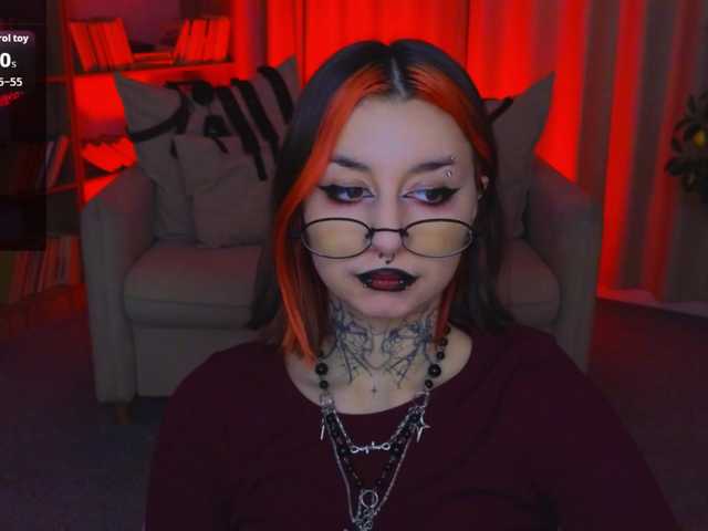MistressMarcelline webcam
