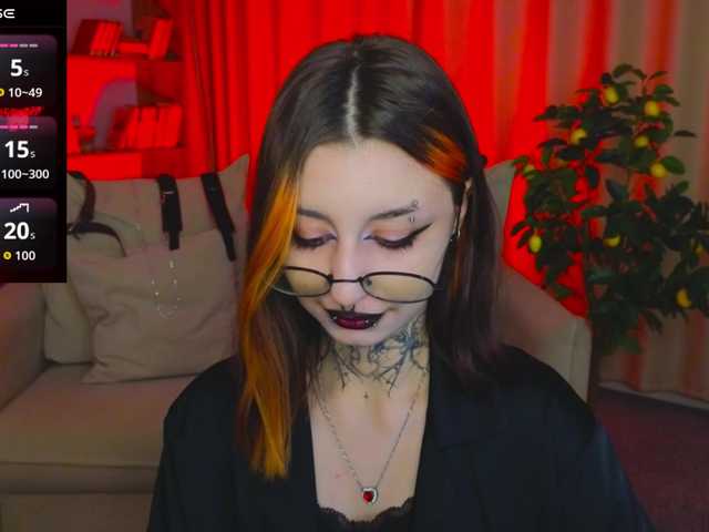 MistressMarcelline's BongaCams show and profile