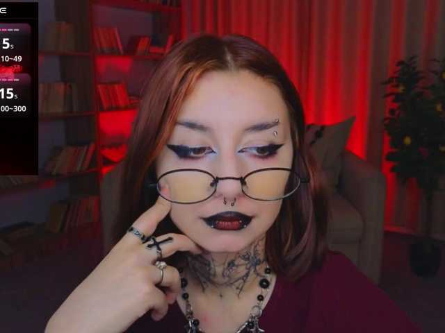 mistressmarcelline live sex