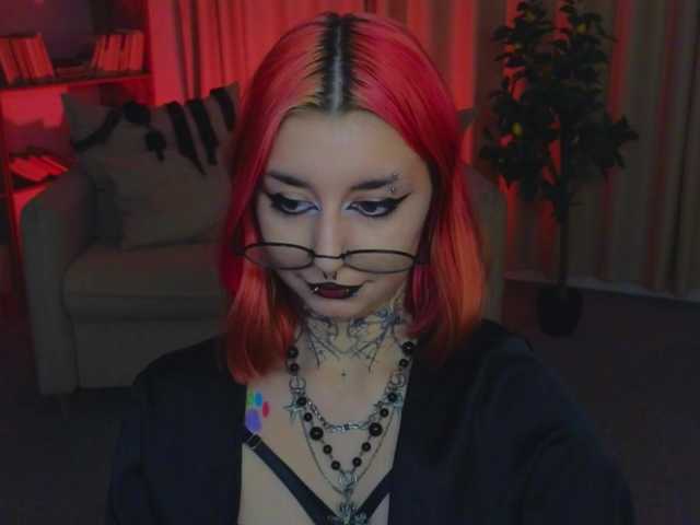 MistressMarcelline live webcam show