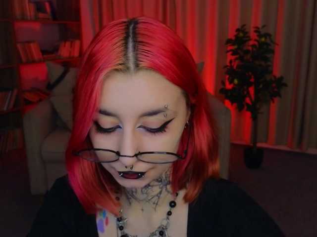MistressMarcelline live cam on BongaCams