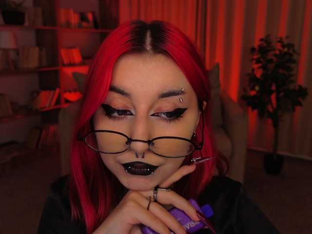 MistressMarcelline live cam on BongaCams