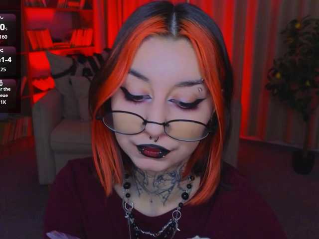 MistressMarcelline live cam on BongaCams