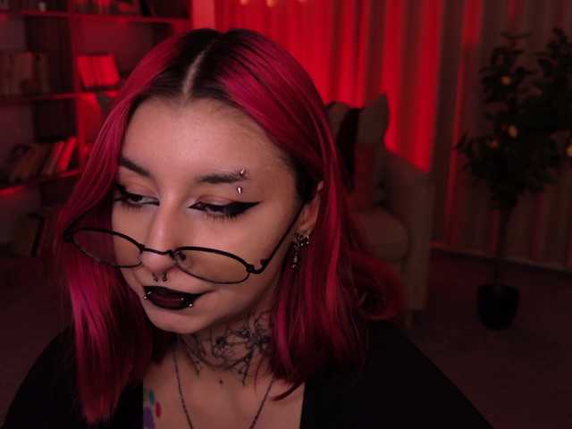 MistressMarcelline live cam on BongaCams