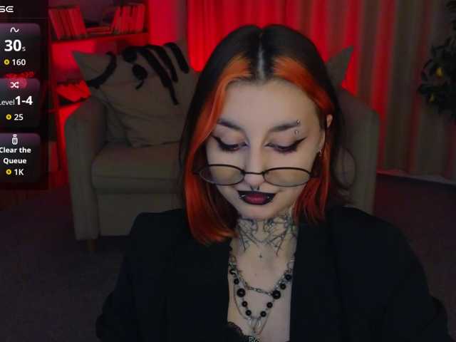 mistressmarcelline live sex