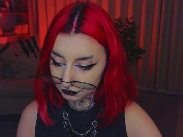MistressMarcelline live cam on BongaCams