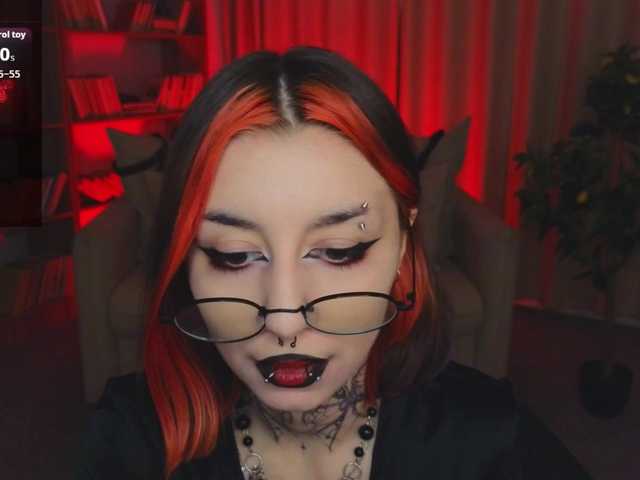 MistressMarcelline live cam on BongaCams