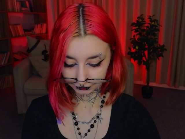 MistressMarcelline live cam on BongaCams