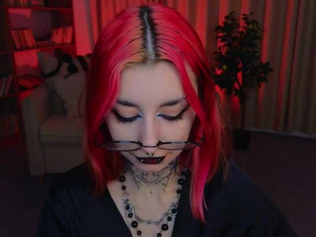 MistressMarcelline live cam on BongaCams