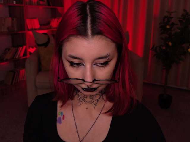 MistressMarcelline live cam on BongaCams