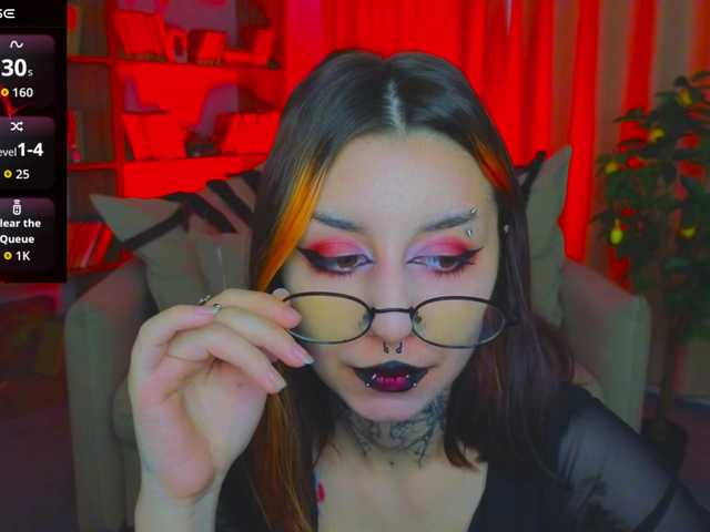 MistressMarcelline's BongaCams show and profile