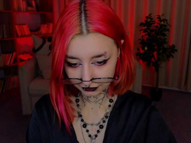 MistressMarcelline live cam on BongaCams