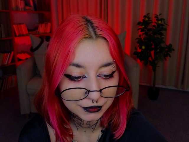 MistressMarcelline live cam on BongaCams