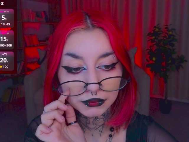 MistressMarcelline live cam on BongaCams