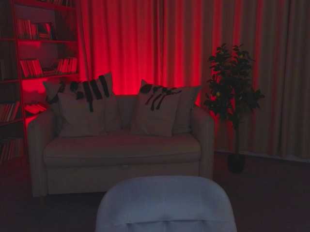 MistressMarcelline live webcam show