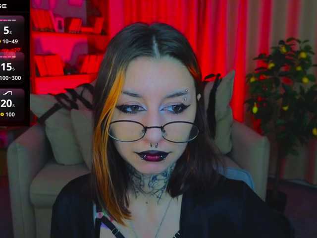 MistressMarcelline's BongaCams show and profile