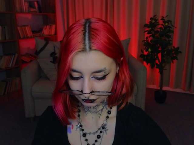 MistressMarcelline live cam on BongaCams