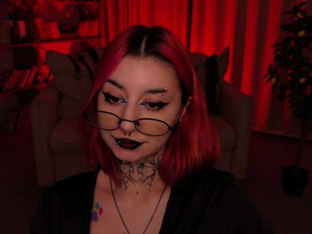 MistressMarcelline live cam on BongaCams