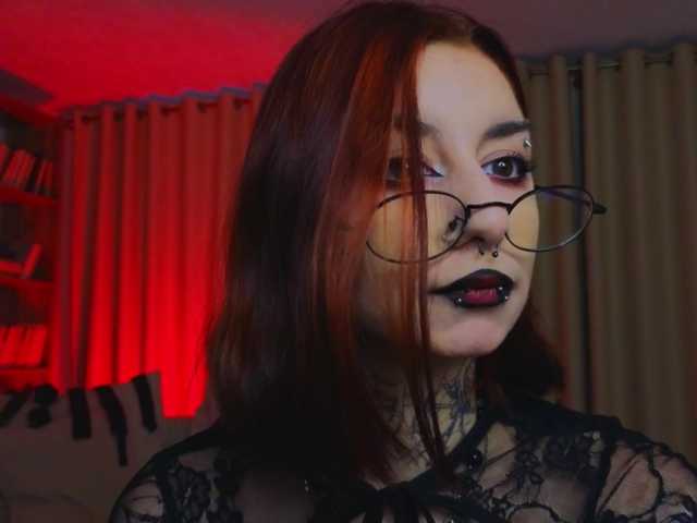 mistressmarcelline online