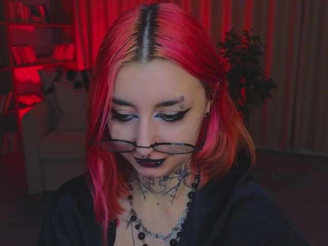 MistressMarcelline live cam on BongaCams