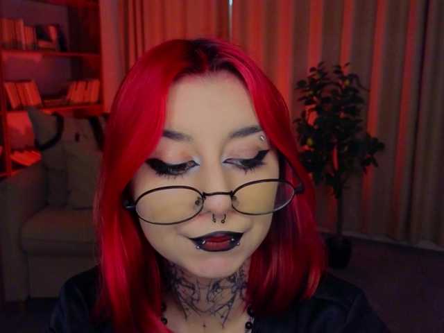 MistressMarcelline live cam on BongaCams