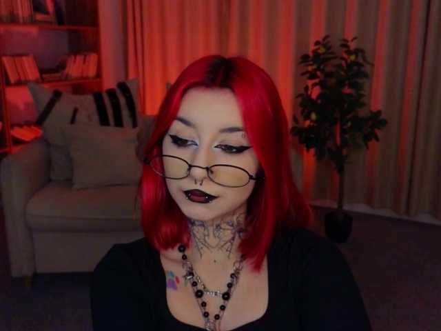 MistressMarcelline live cam on BongaCams
