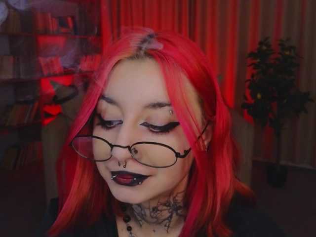 MistressMarcelline live cam on BongaCams