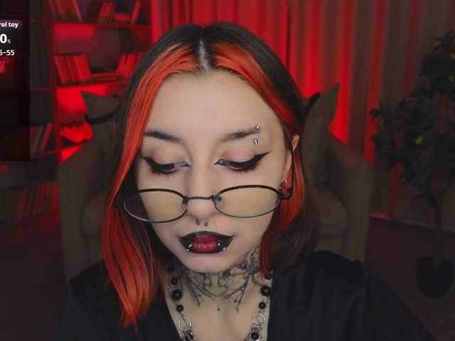 MistressMarcelline live cam on BongaCams