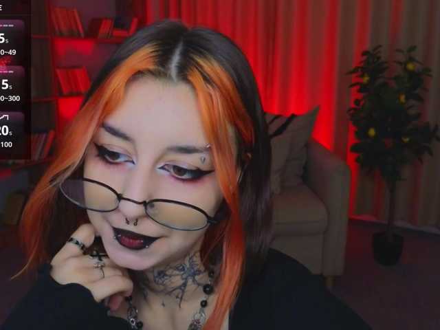 MistressMarcelline live cam on BongaCams