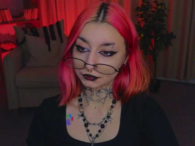 MistressMarcelline live webcam show