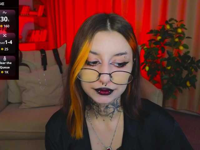 MistressMarcelline's BongaCams show and profile