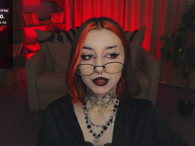 MistressMarcelline live cam on BongaCams