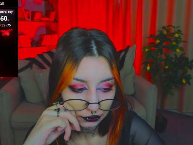 MistressMarcelline's BongaCams show and profile