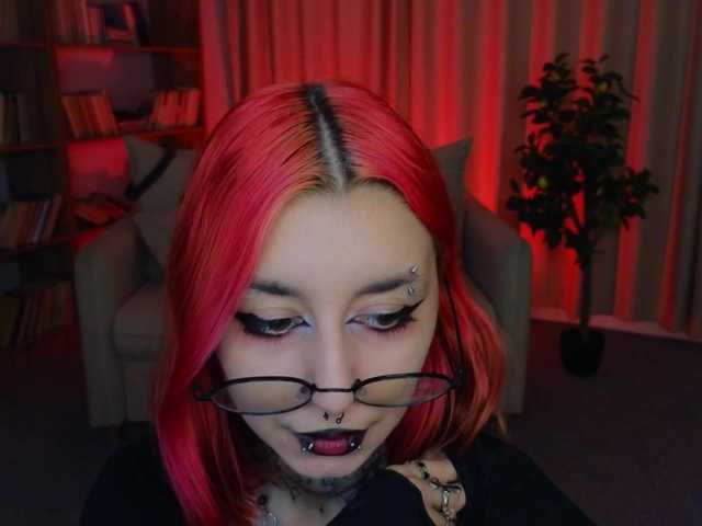 MistressMarcelline live cam on BongaCams