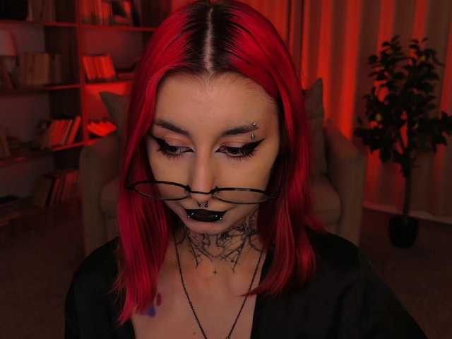 MistressMarcelline live cam on BongaCams