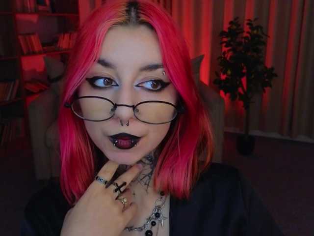 mistressmarcelline online